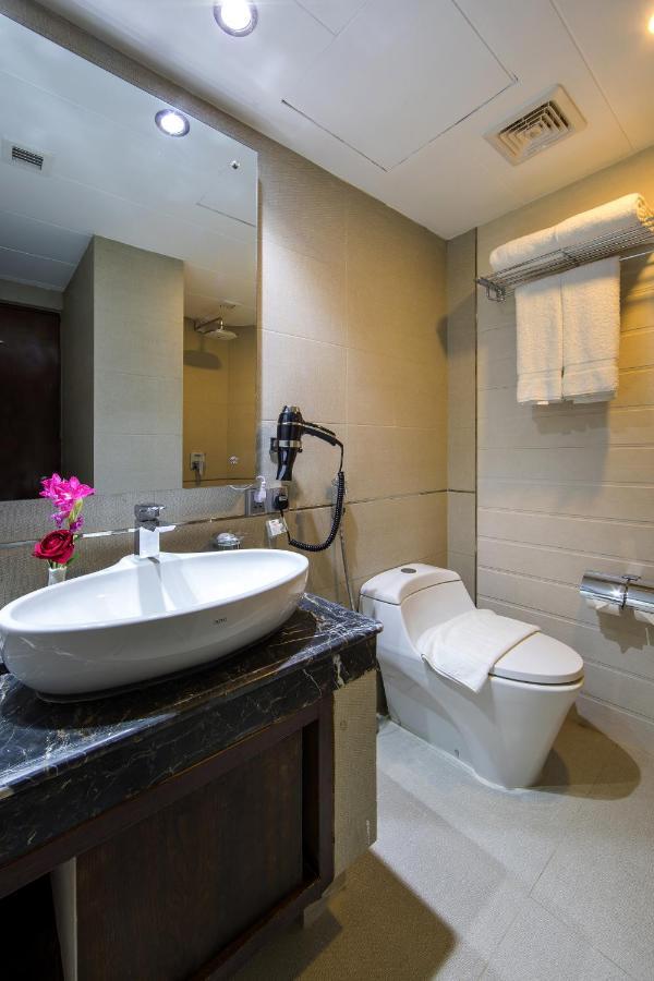 Grand Palace Hotel & Resorts Sylhet Extérieur photo