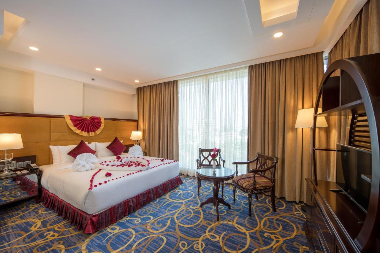 Grand Palace Hotel & Resorts Sylhet Extérieur photo